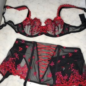 Aubade Paris Romance D’ete bra and garter belt